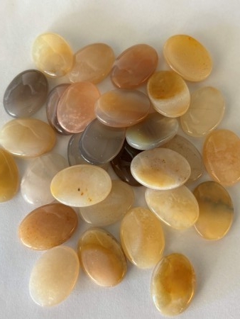 Poser med 30 stk agat 18x13mm cabochoner
