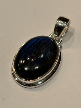 Flott Labradoritt i 925 sølv, str. 18x13mm