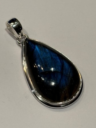 Flott Labradoritt i 925 sølv, str. 33x20mm