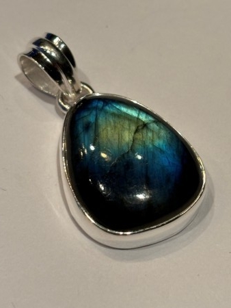 Flott Labradoritt i 925 sølv, str. 20x16mm